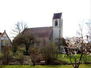 Ansicht von Norden mit Kirche (Langhaus 1840 neu erbaut) in Lage zu ebener Erde am Ortsrand - Kirchhofmauer mit Wehrgang 1840 völlig abgetragen