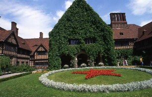 Potsdam - Schloß Cäcilienhof : Sehenswürdigkeit in Potsdam, aufgenommen ca. 1996
