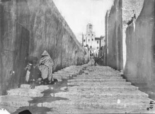 Straßenansicht : Straßenansicht in Tunis