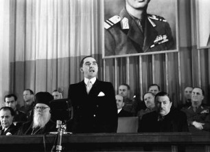 Bukarest: (stellvertr. Ministerpräsident und Außenminister) Prof. Mihai Antonescu spricht