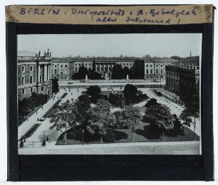 Berlin, Humboldt-Universität zu Berlin (ehem. Prinz-Heinrich-Palais),Berlin, Staatsoper Unter den Linden,Berlin, Bebelplatz,Berlin, Königliche Bibliothek/Alte Bibliothek (jetzt Juristische Fakultät)