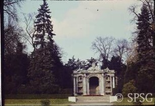Potsdam, Park Sanssouci, Neptungrotte.