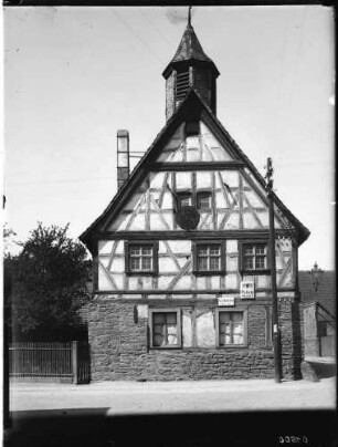 Karlsruhe - Rintheim Ortsbild mit Rathaus Ansicht der Ostseite von Osten