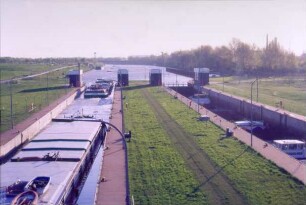 Neue Doppelschleuse Gelsenkirchen/Rhein-Herne-Kanal
