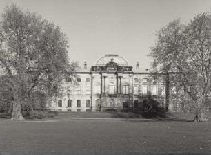 Dresden-Neustadt, Palaisplatz 11. Japanisches Palais (1727-1737; Z. Longuelune, M. D. Pöppelmann). Ansicht von SW