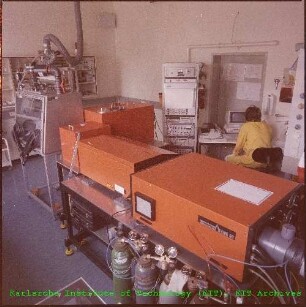 Laser-Raman-Spektrometrie (LRS) am Institut für Radiochemie (IRCh)