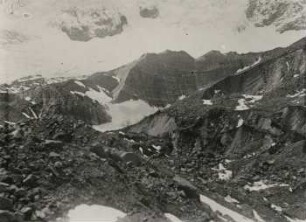 Eisbrüche in der Caldera der Cerro Altar