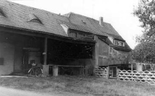 Großdubrau-Kauppa. Ehem. Gutsmühle, Radstube (Bildmitte)