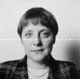 Angela Merkel, Bundesministerin für Frauen und Jugend