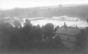 Hochwasser in Dohna am 9.7.1927. Früh : Hochwasserkatastrophe vom 08.07.1927 im Müglitztal. Hochwasser in Dohna am 9.7.1927. Früh