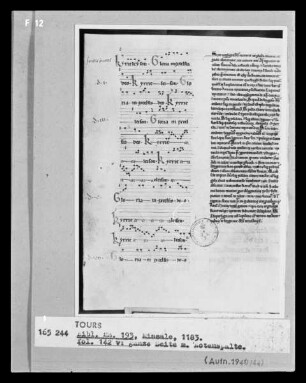 Missale aus Saint-Martin in Tours — Buchseite mit Notenspalte, Folio 142verso
