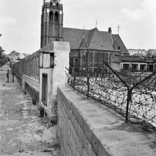 Zugemauerte Versöhnungskirche : Berlin-Mitte. Zugemauerte Versöhnungskirche