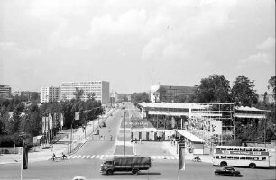 Berlin: Interbau; P (Parkplatz); von Säulenrondell; Straße des 17. Juni Richtung Charlottenburg