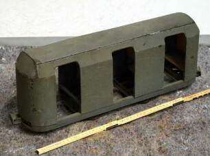 Modell eines Personenwagens für 12 Personen