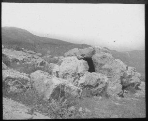 Dolmen am Nebo (ras essijara) [Ras esch-schijah]