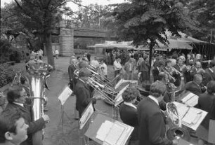 1. Hirschbrückenfest des Bürgervereins der Südweststadt anlässlich der Übergabe der renovierten und restaurierten Hirschbrücke