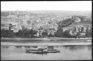 Meißen. Blick auf Meißen Rechts - Elbe m. Dampfer
