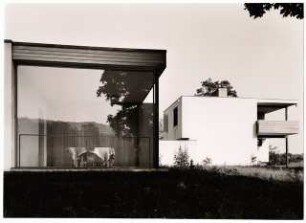 Haus Petersen Lilienhof: Wohnhaus mit Terrasse