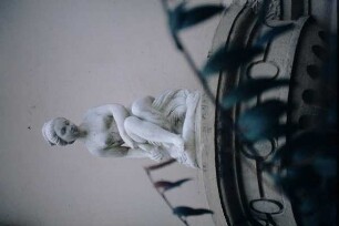 Skulpturen in Detmold, Palaisgarten; farbig