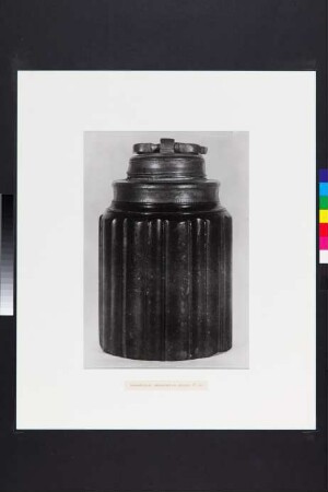 Foto: Schraubflasche aus Serpentin
