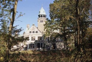 Herrenhaus: Frontansicht