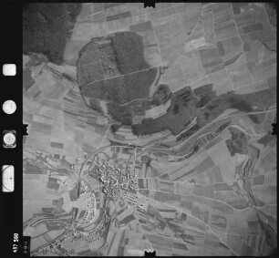 Luftbild: Film 889 Bildnr. 120