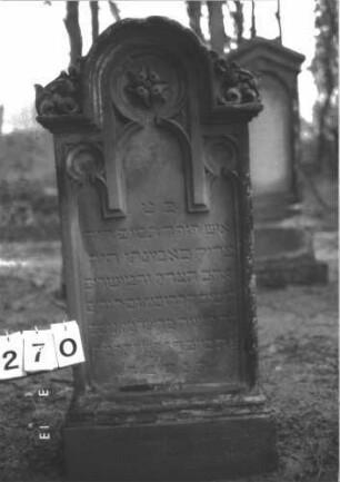 Grabstein 270
