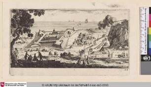 [Ein Feldlager mit steiler Böschungan einer Küste; A camp with escarpment on a coast]