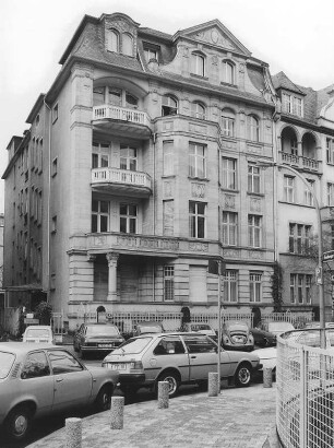 Frankfurt, Freiherr-vom-Stein-Straße 11