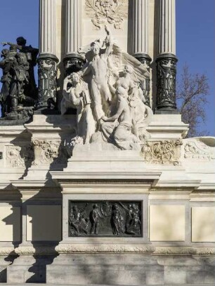 Monument für Alfons XII. von Spanien — Relief