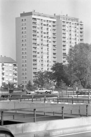 Penthouse Liebigstraße 10 - 12 von Bauherr Iraj Ghandchi