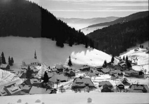 Muggenbrunn: Blick von der Höhe auf Muggenbrunn