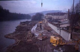 Esslingen, rechte Ufermauer entlang der Fa. Döffner, flussabwärts