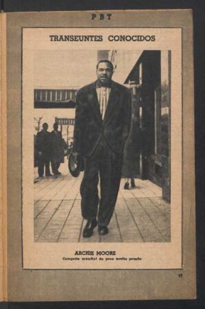 Archie Moore, campeón mundial de peso medio pesado - [Fotografía] : Transeúntes conocidos