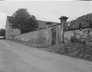 Gauernitz-Pinkowitz, Dreiseithof, 18. Jh.