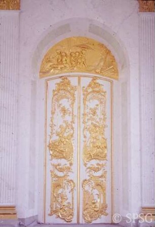 Berlin, Schloss Charlottenburg, Neuer Flügel, Speisesaal (Weißer Saal), R. 362, Tür, Detail.