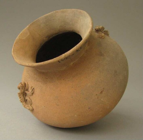 Clay vessel