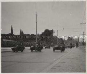 Wehrmachtssoldaten, Siegesparade in Athen