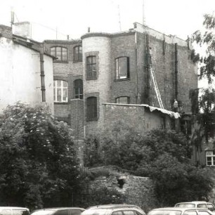 Cottbus, Thälmannplatz 48. Wohnhaus (um 1875). Hofansicht