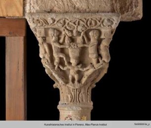 Kapitell mit Weinlese - S26Sh75
