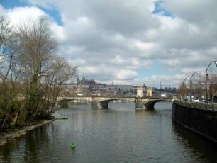 Prag: Blick zum Hradschin mit Veitsdom