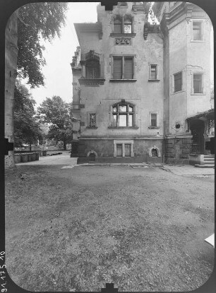 Dresden-Blasewitz, Goetheallee 55. Villa Weigang (1893-1895; M. G. Poscharsky). Teilansicht von Nordwest