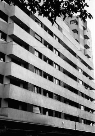 Bukarest: Block Boulevard Bratianu Ecke Straße Rosetti