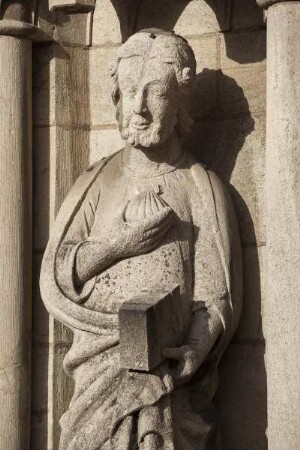 Südportal — Statue