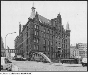 Hamburg-Altstadt (Speicherstadt), Pickhuben. Sandthorquaihof (E. 19. Jh.). Eckansicht