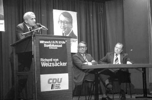 Wahlkampfveranstaltung der Karlsruher CDU mit CDU-Politiker Richard von Weizsäcker im Rahmen der Bundestagswahl 1976