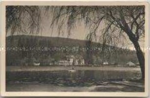 Hammerteich mit Kurhaus in Georgenthal