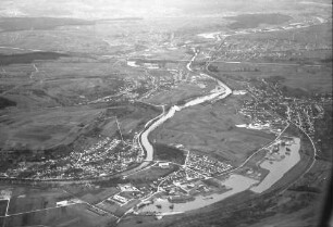 Neckar/Teck: Neckar bei Autobahnknoten Wendlingen und Köngen, rechts: Oberboihingen, links: Zizishausen