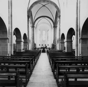 Kath. Pfarrkirche St. Petrus; Selters, Kirchstraße 27, Kirchstraße 16