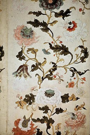 Wandbespannung mit Blumen